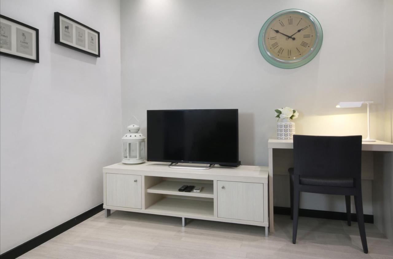 Suite Place Barcelona Corsega المظهر الخارجي الصورة